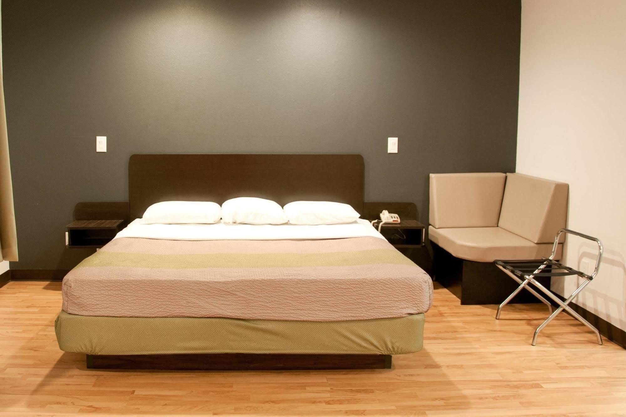 Studio 6-Portland, Or Екстер'єр фото